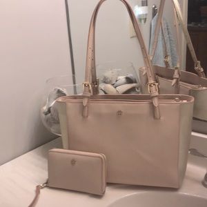 Tory Burch bag and wallet